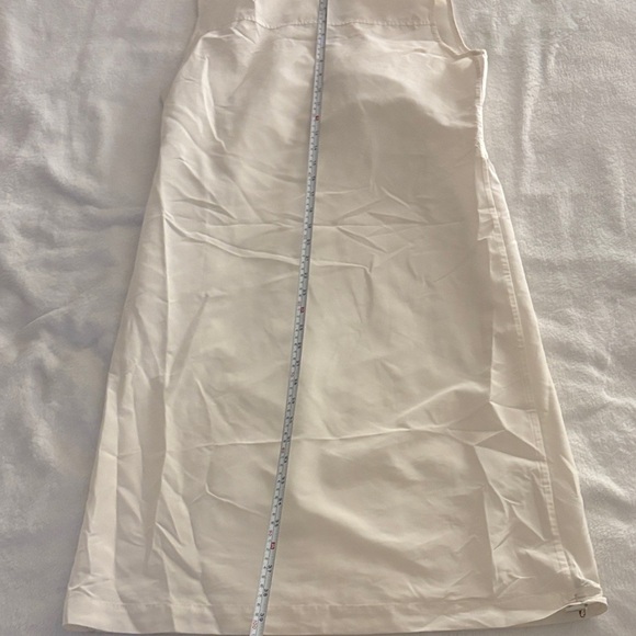 Valentino White Quilted Fabric with Logo Detail - Picture 6 of 6